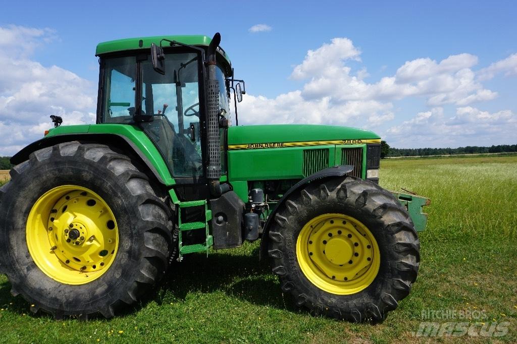 John Deere 7800 Tractors