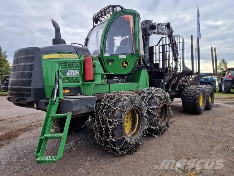 John Deere 1110 G Forwarders