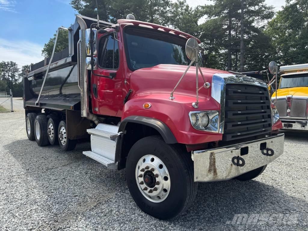 Freightliner 114 SD Dump Trucks
