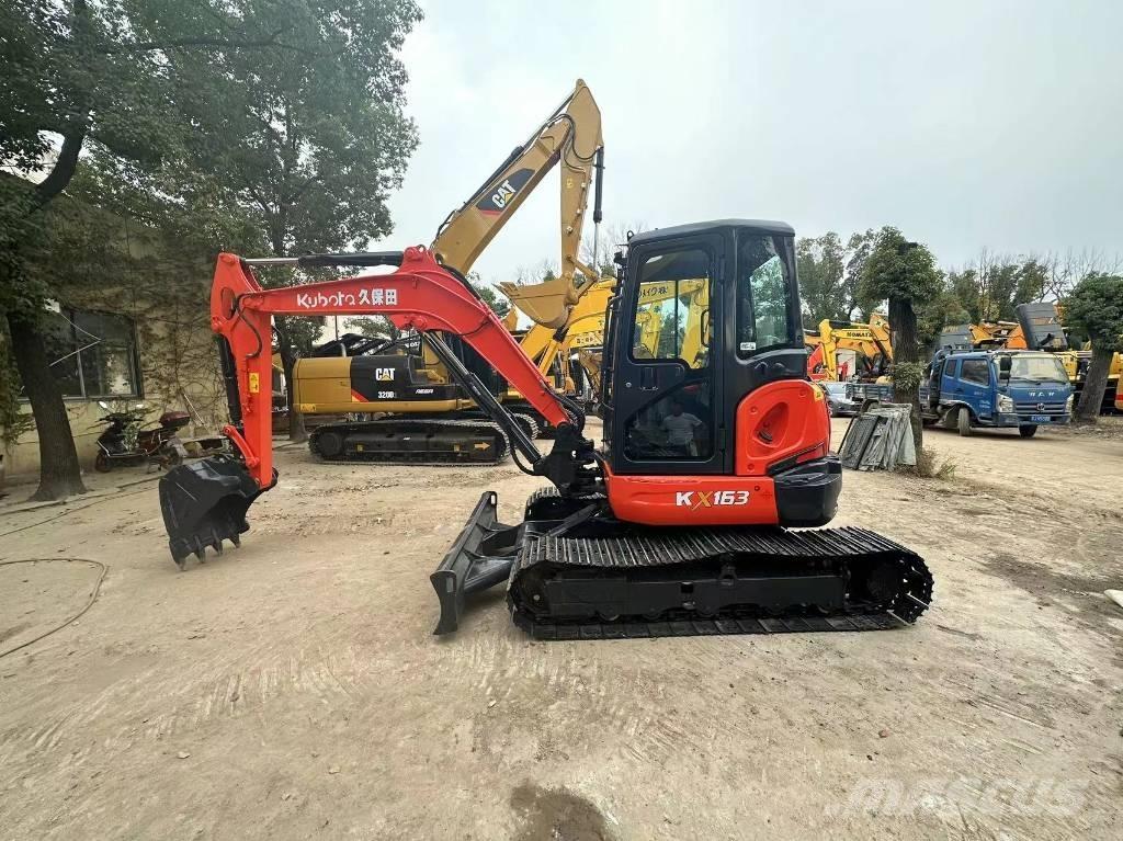 Kubota 163 Crawler Excavators