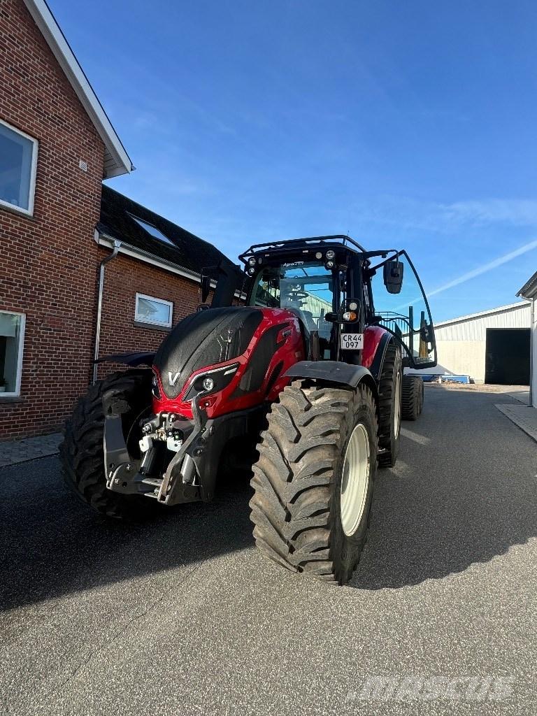 Valtra T 214 D Forestry Tractors