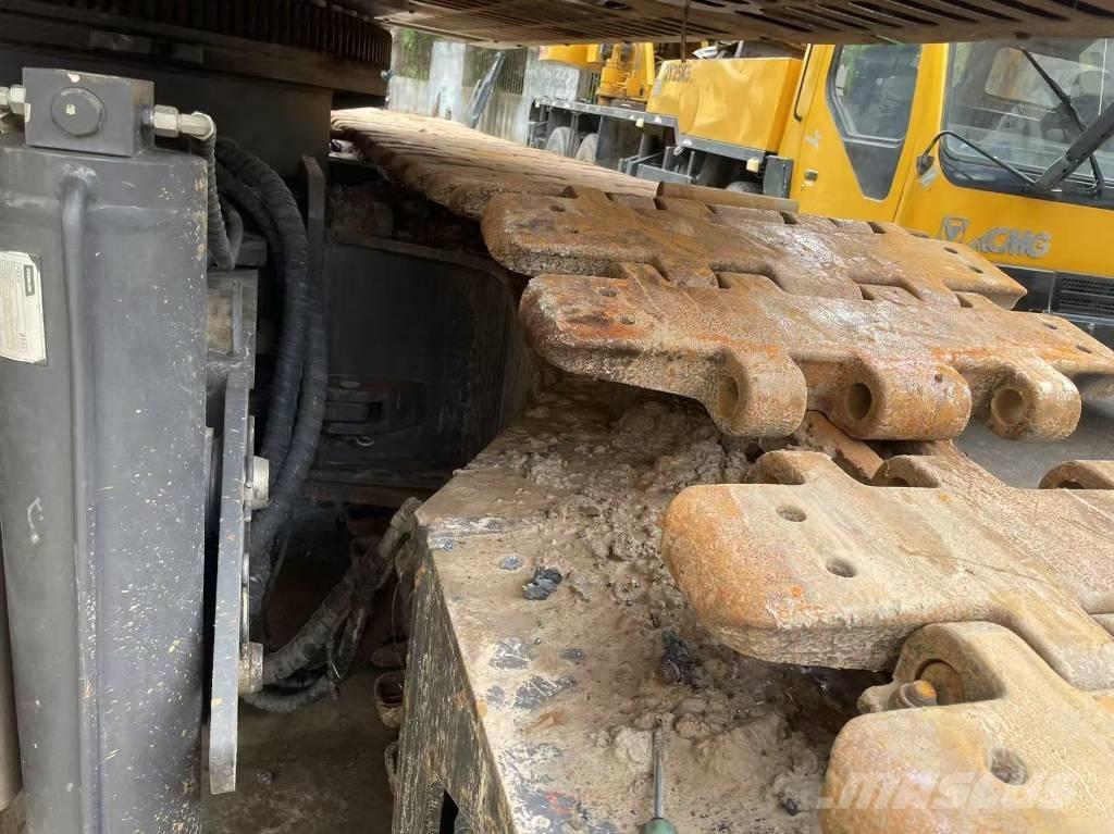 Zoomlion ZVT800 Rough Terrain Cranes