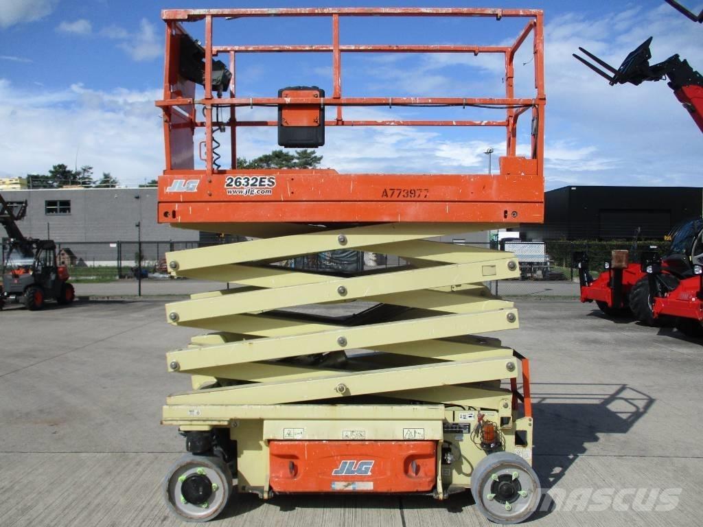 JLG 2632ES (670) Scissor Lifts