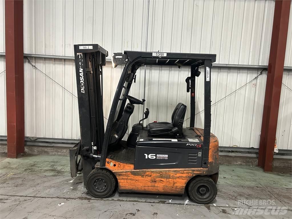 Doosan B16X-5 Electric Forklifts