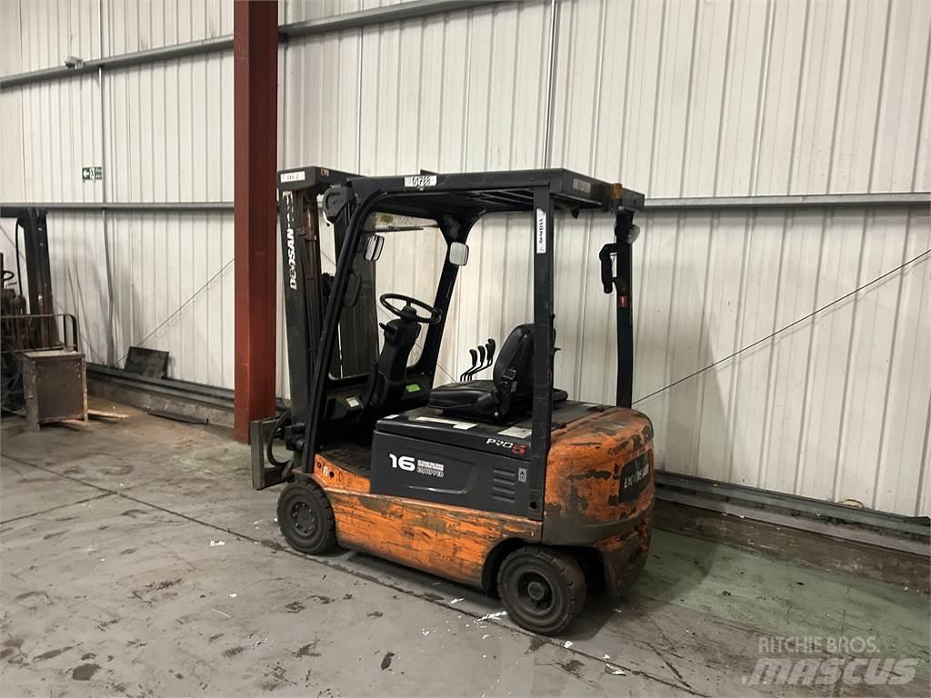 Doosan B16X-5 Electric Forklifts