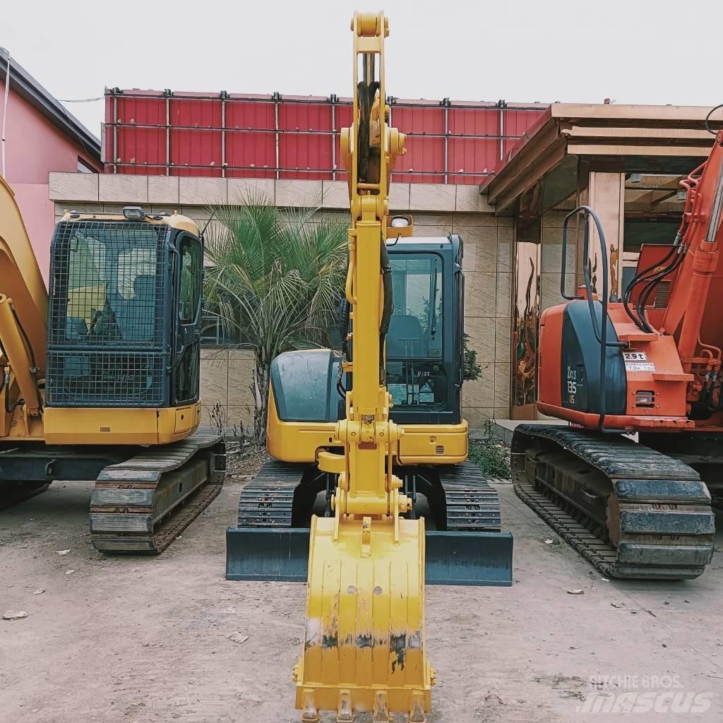 Komatsu PC 40 Crawler Excavators