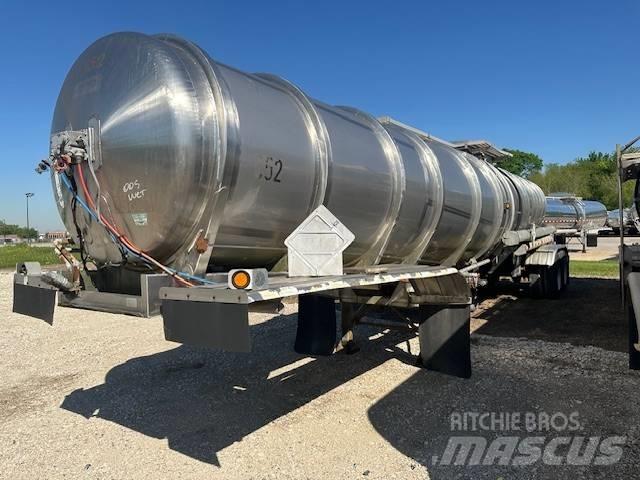  NOVA MC307 7000 GAL Tank Trailers
