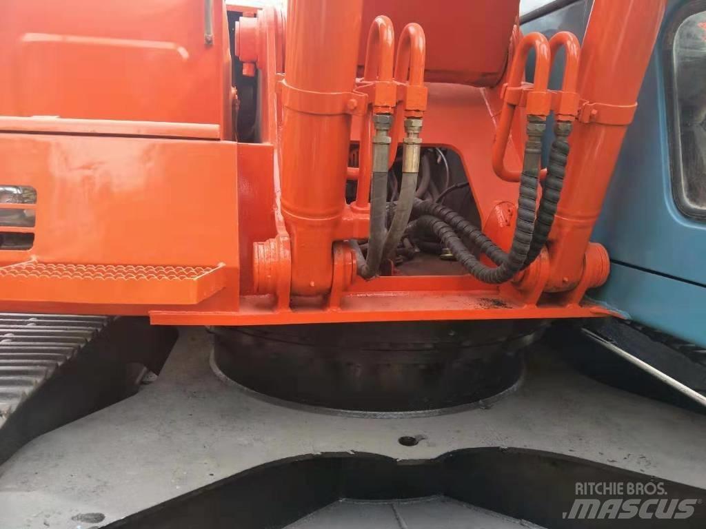 Hitachi EX 200-3 Crawler Excavators