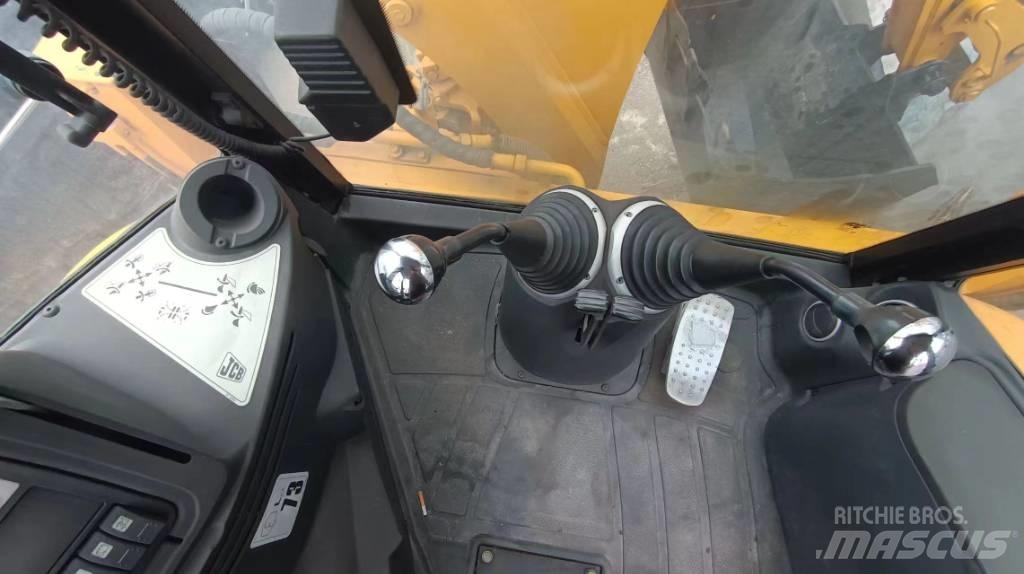 JCB 3 CX Wheel Loaders