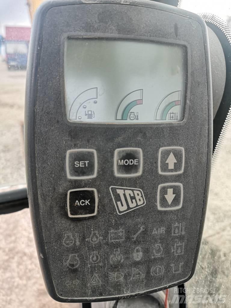 JCB JS 220 Crawler Excavators