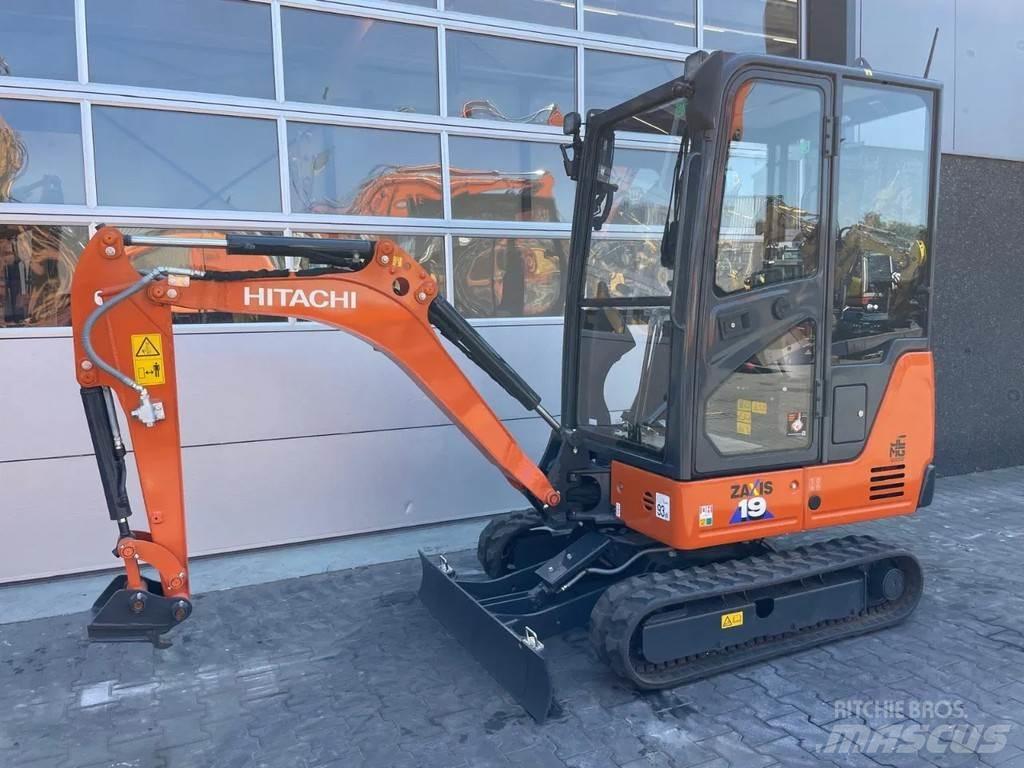 Hitachi ZX19-6 Mini Excavators <7t (Mini Diggers)