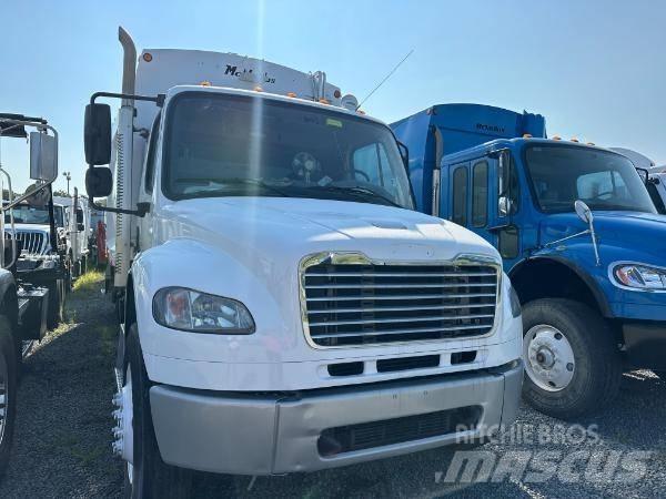 Freightliner M2 Garbage Trucks / Recycling Trucks