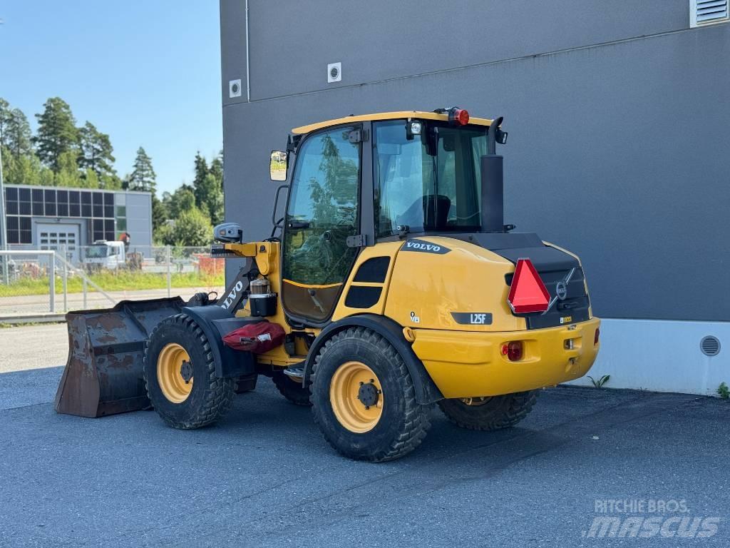 Volvo L 25 F Wheel Loaders