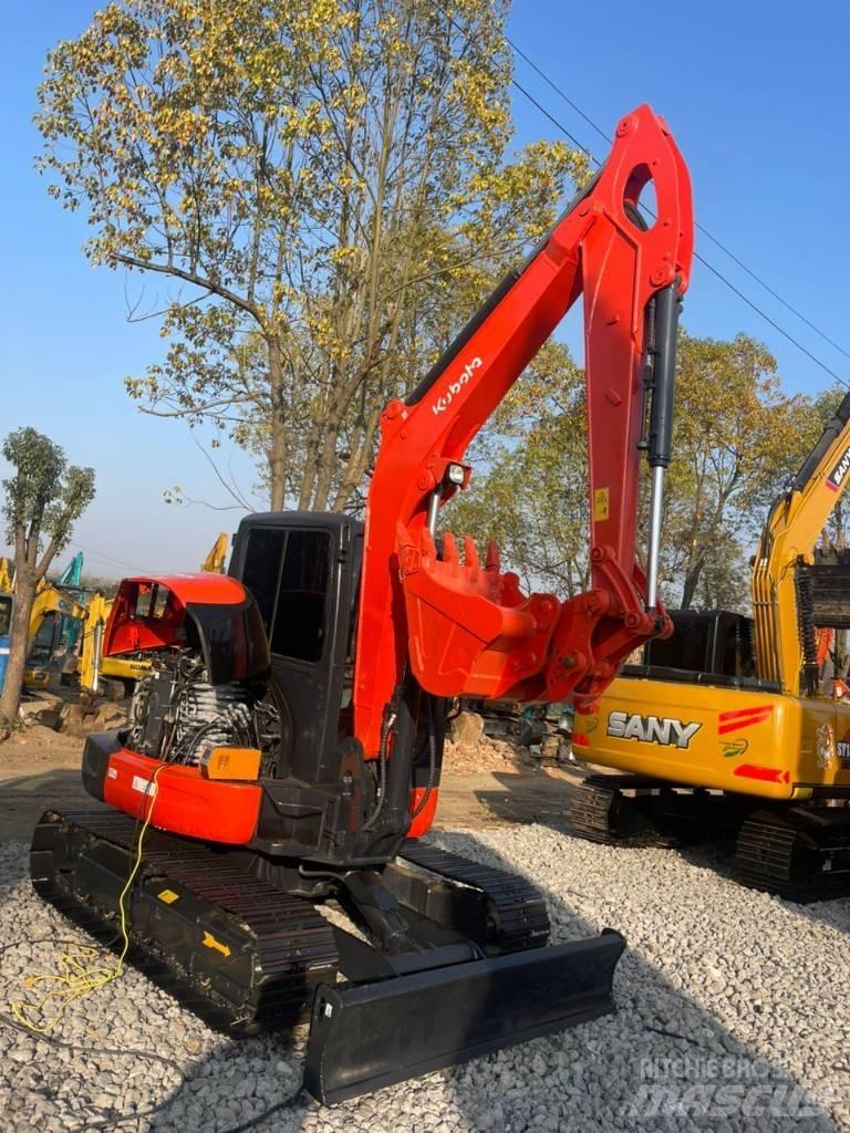 Kubota 165 Crawler Excavators