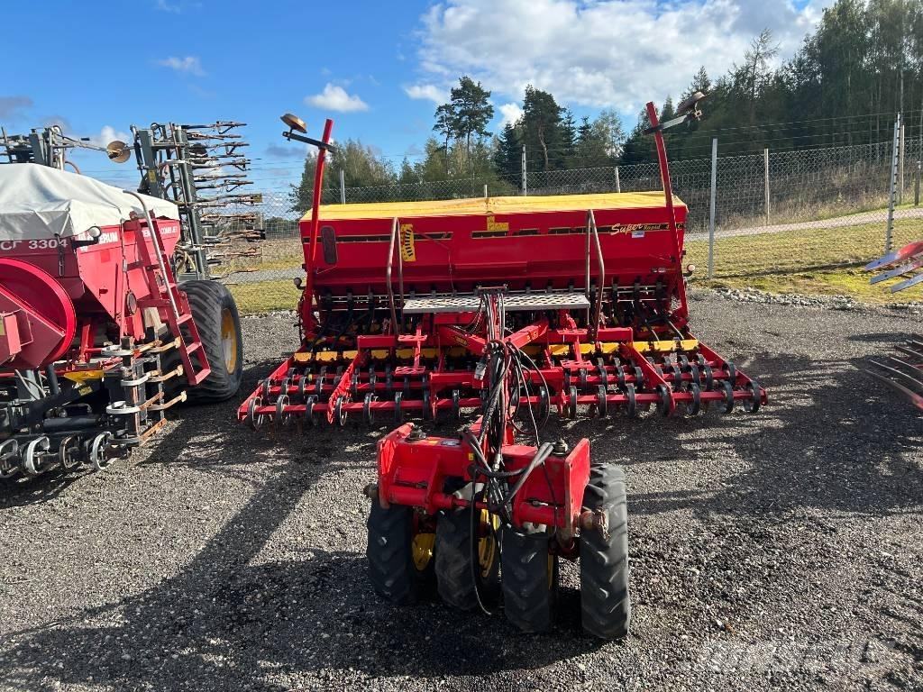 Väderstad Rapid400C Farm Drills