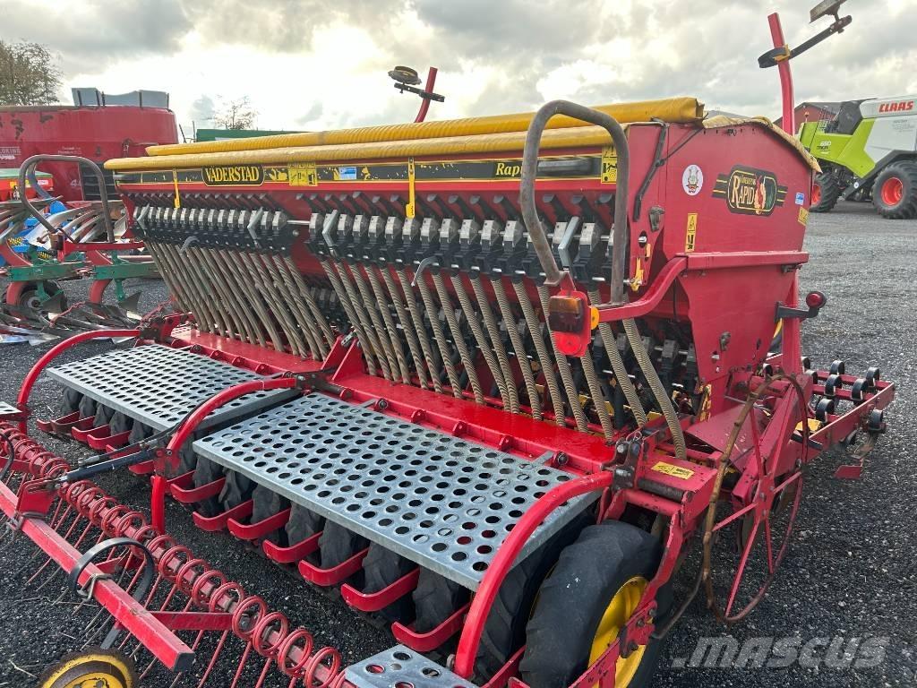 Väderstad Rapid400C Farm Drills