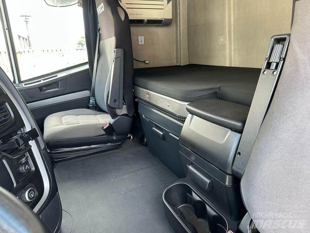 Iveco AS440E48 Conventional Trucks / Tractor Trucks