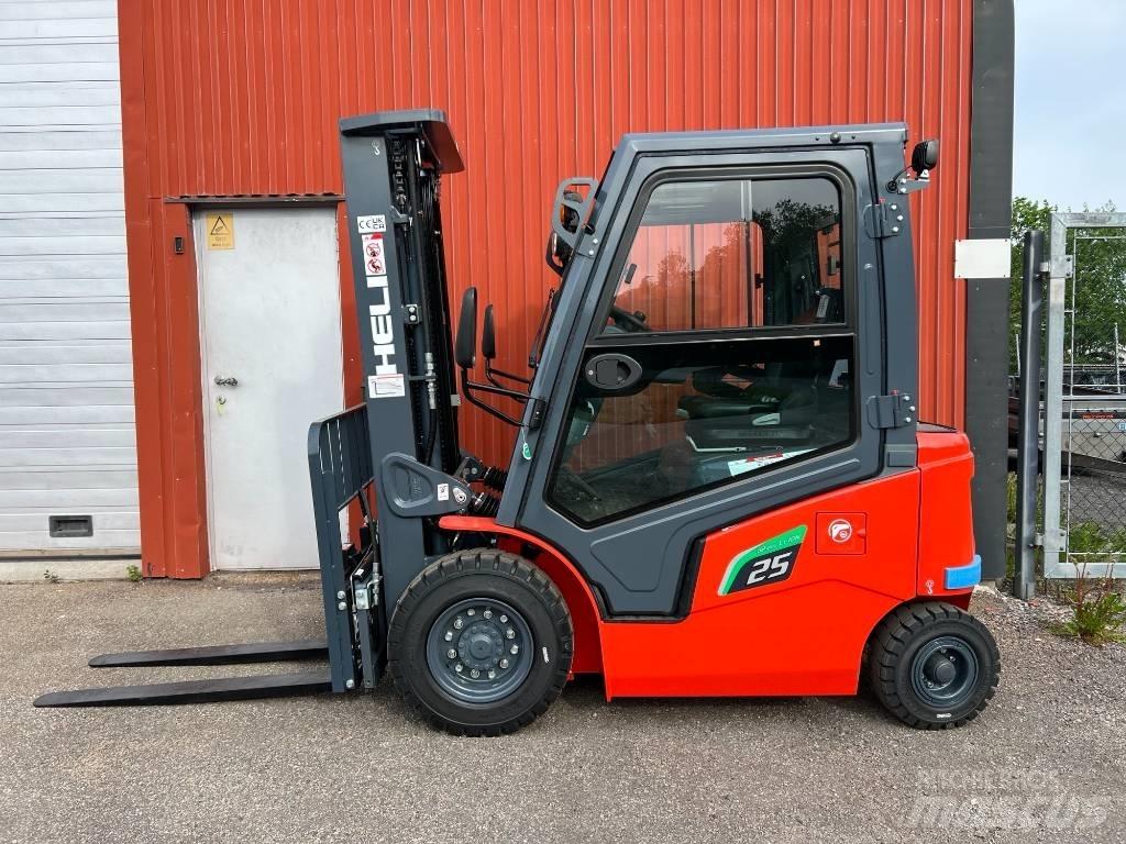 Heli CPD 25 Electric Forklifts