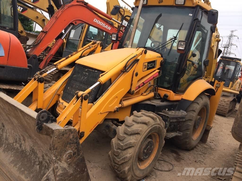 JCB 3CX Backhoe Loaders