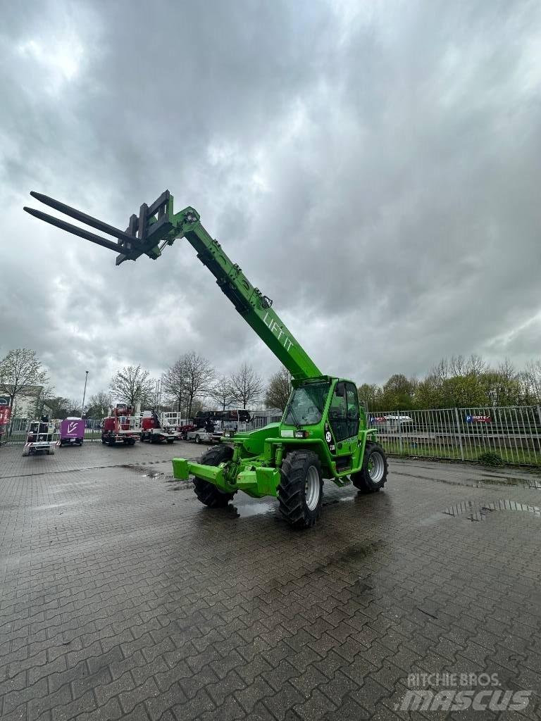 Merlo P40.17 Plus Telescopic Handlers