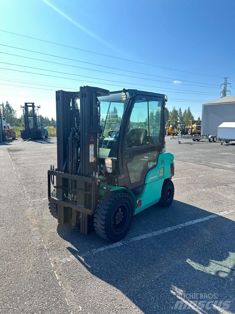 Mitsubishi FD 35 N Diesel Forklifts