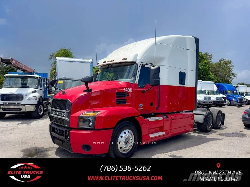 Mack Anthem Conventional Trucks / Tractor Trucks