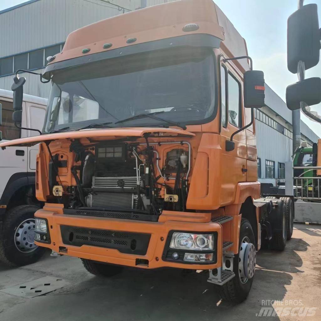 Shacman F 3000 Conventional Trucks / Tractor Trucks