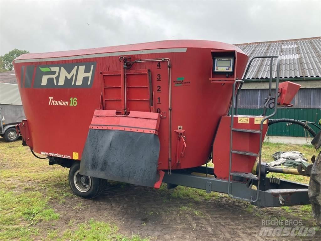 RMH Titanium 16 Mixer feeders
