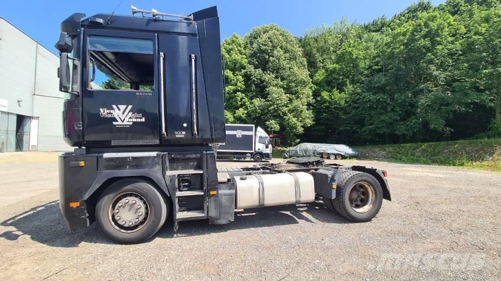 Renault Magnum 500 Conventional Trucks / Tractor Trucks