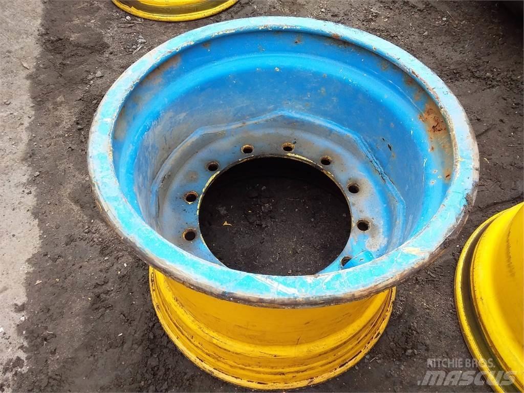 Valmet 860 20x26,5 Tires, wheels and rims