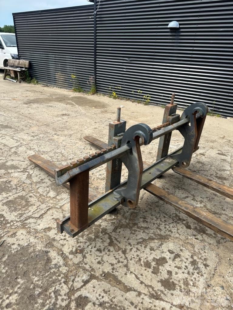 Volvo Pallegaffelsæt Forks