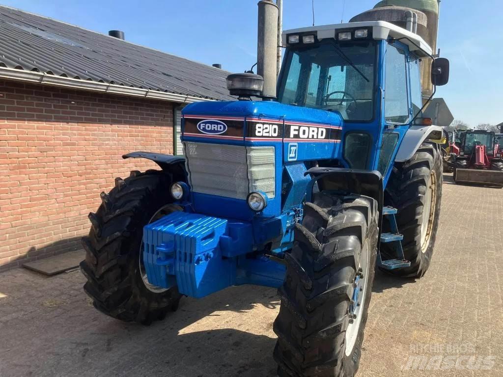 Ford 8210 gen 2 Tractors