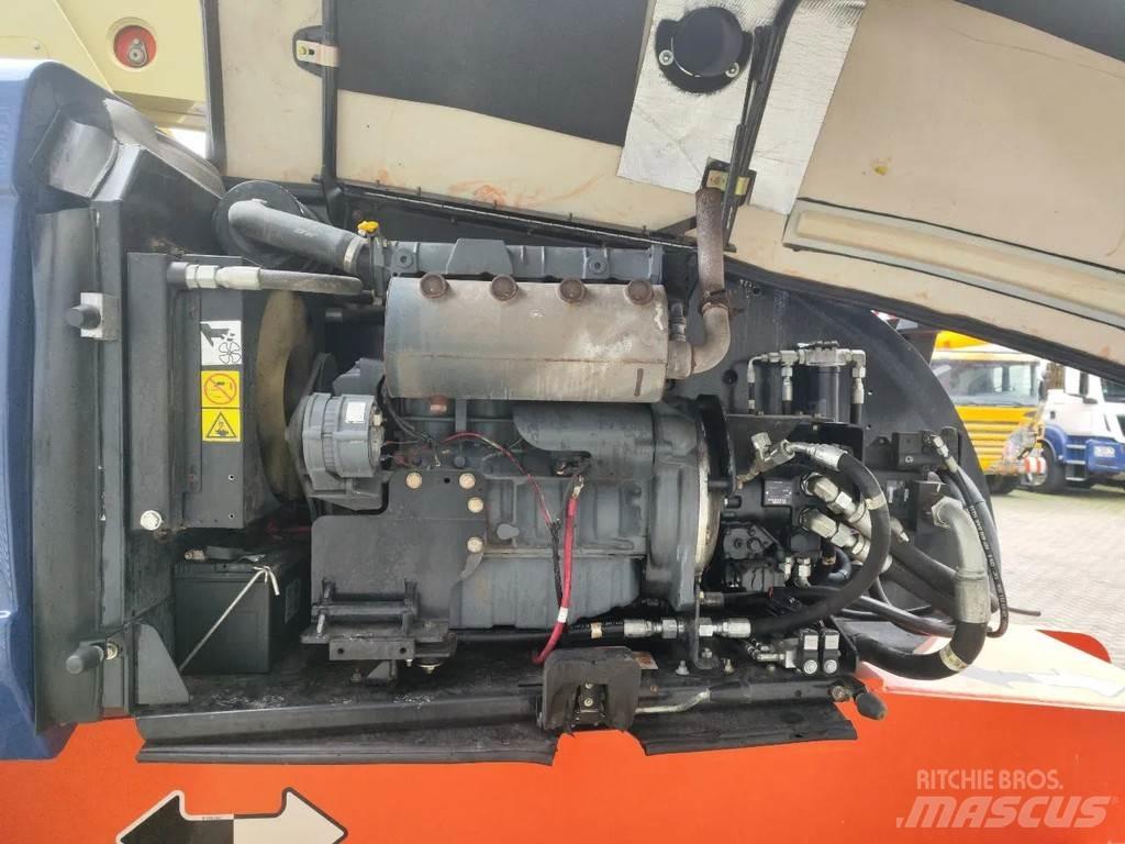 JLG 860 SJ Telescopic boom lifts