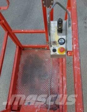SkyJack SJ 12 Scissor Lifts