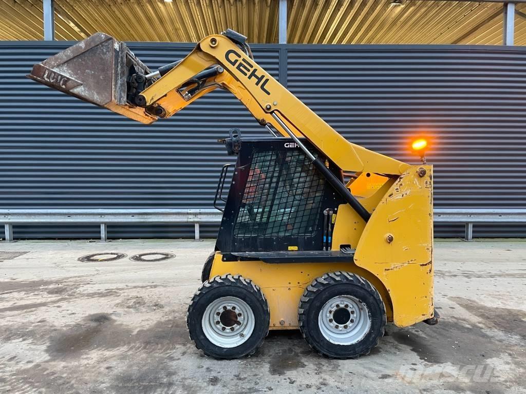 Gehl R 165 Skid Steer Loaders