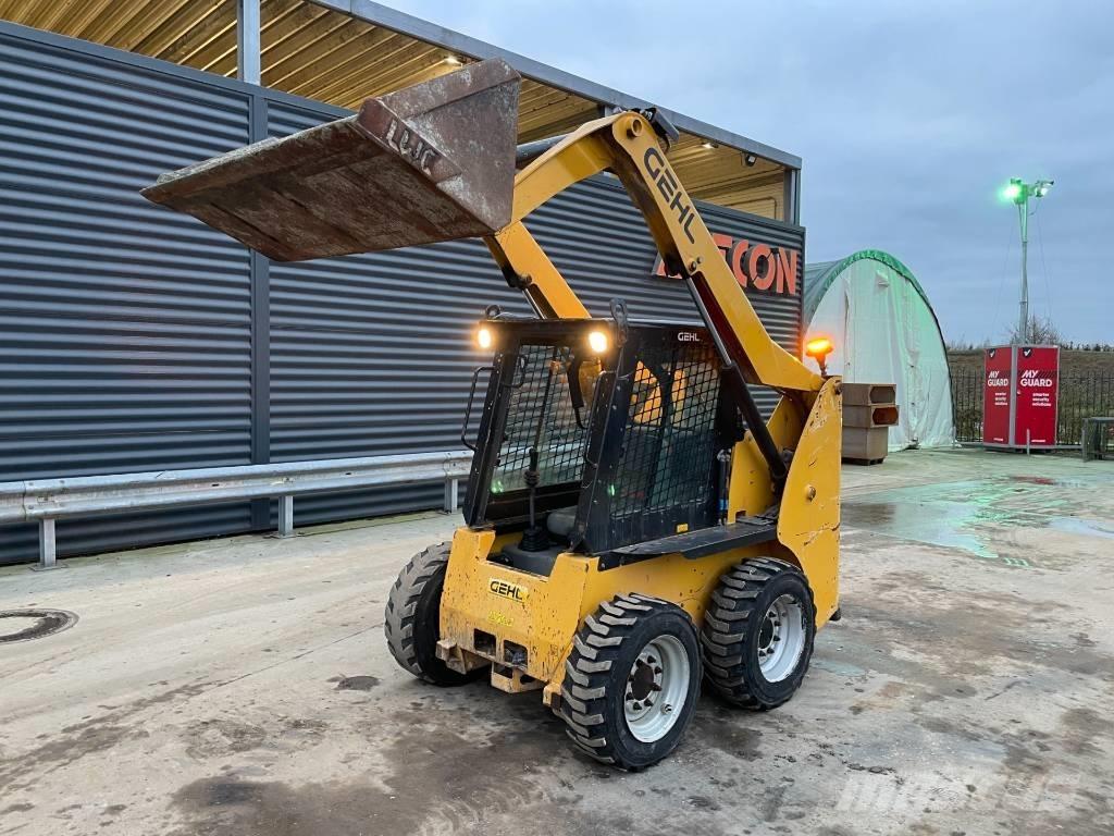 Gehl R 165 Skid Steer Loaders