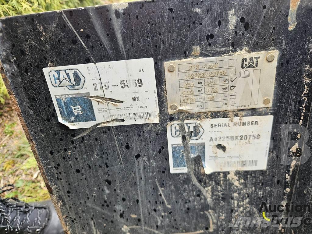 CAT 242 D 3 Skid Steer Loaders