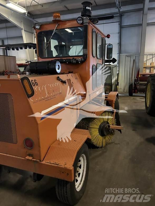 Broce KR350 Sweepers