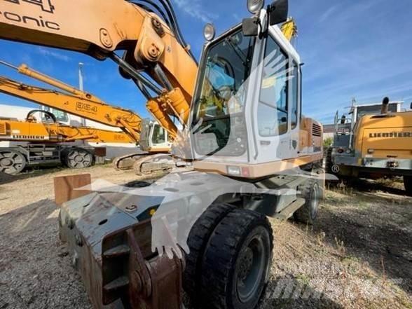 Liebherr A924 Wheeled Excavators