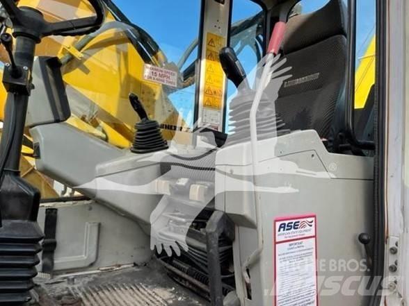 Liebherr A924 Wheeled Excavators