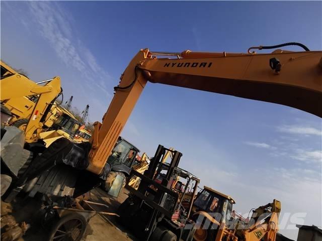 Hyundai 340 Crawler Excavators