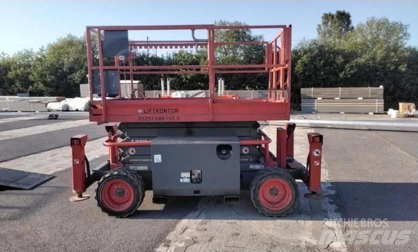 SkyJack SJ 6832 RT Scissor Lifts