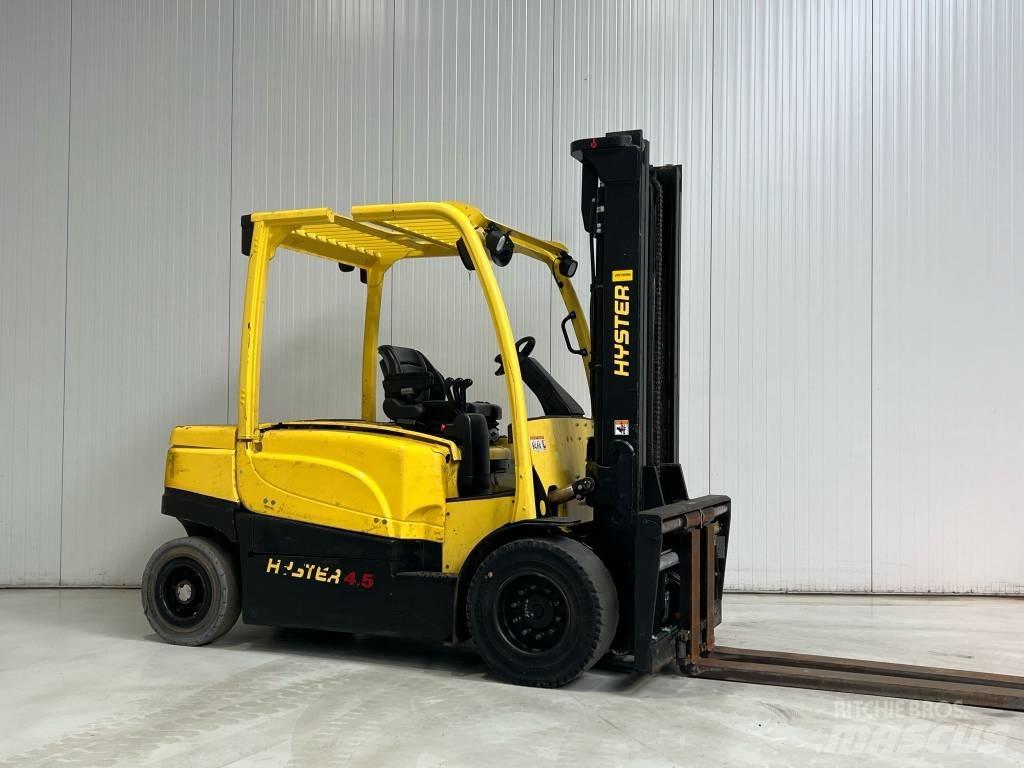 Hyster J4.5XN Electric Forklifts