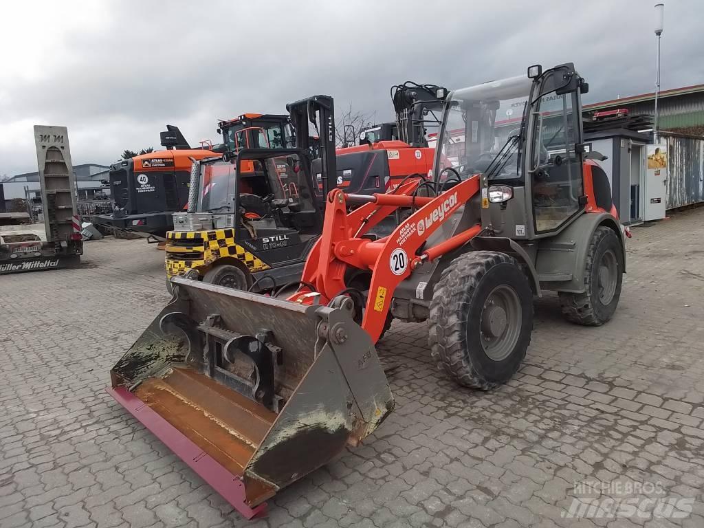 Atlas Weycor AR400 Wheel Loaders