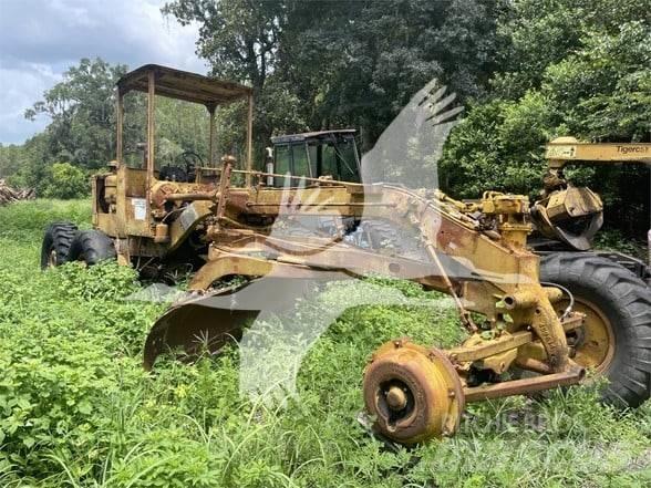 CAT 12D Motor Graders