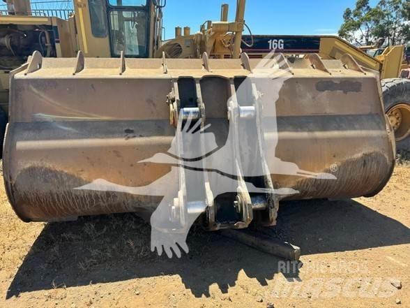 CAT 988H Wheel Loaders