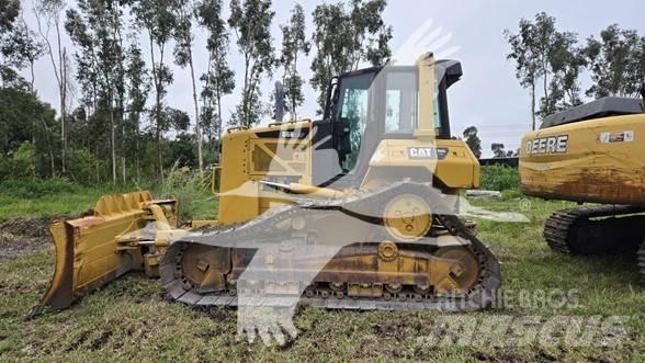 CAT D6N LGP Crawler dozers