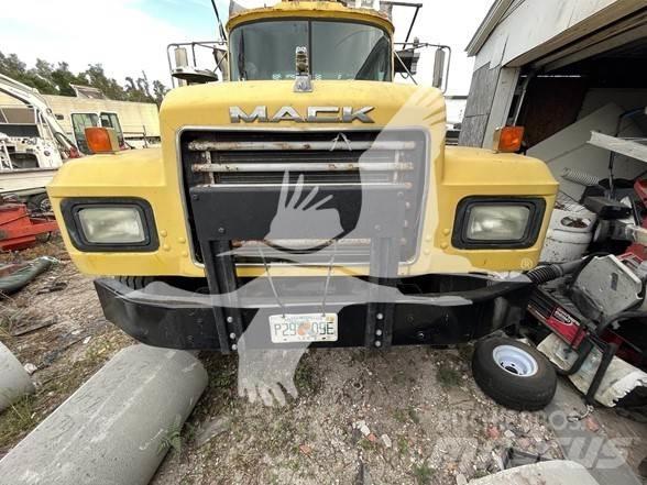 Mack RD688S Garbage Trucks / Recycling Trucks