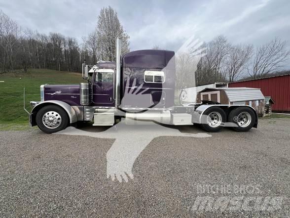 Peterbilt 379X Conventional Trucks / Tractor Trucks