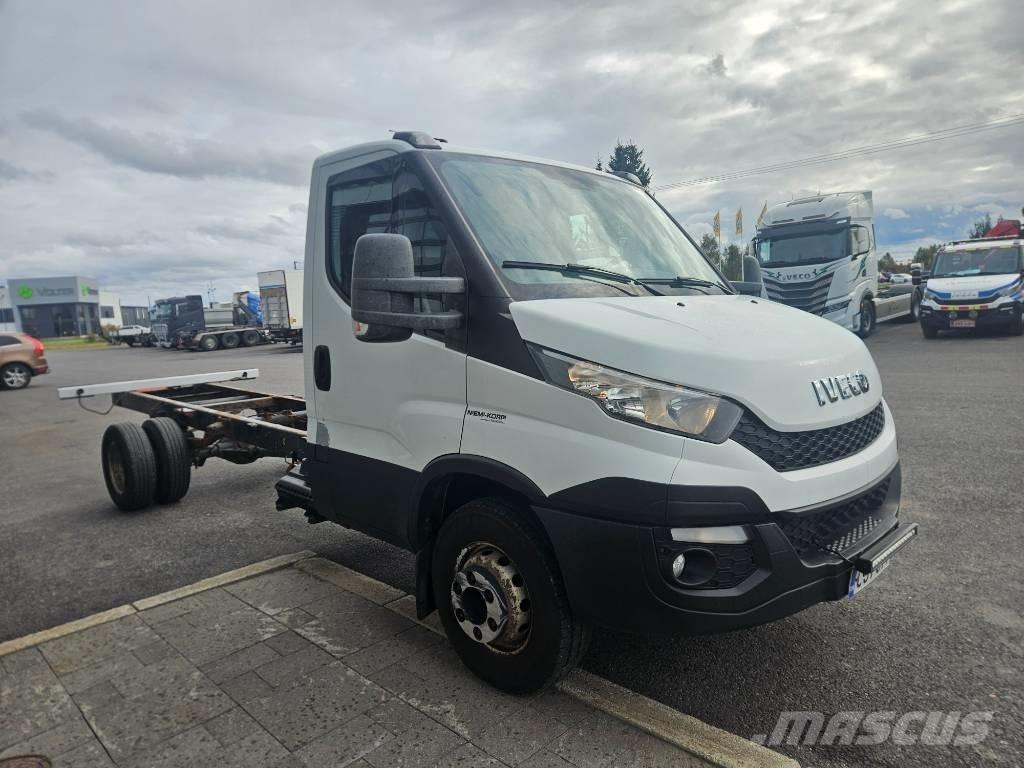 Iveco Daily 70C17 Box body